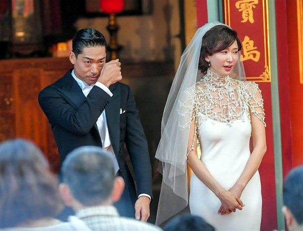 世紀婚礼 Exile Akira リン チーリン 林志玲 夫妻が台湾南部 台南市で挙式