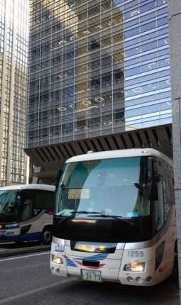 20220131-6-東京行き高速バス到着.JPG