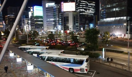 20220204-１-東京駅バス乗り場_俯瞰.JPG
