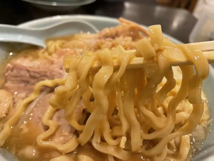 弐豚の麺リフト