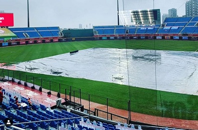 台湾プロ野球が雨天中止